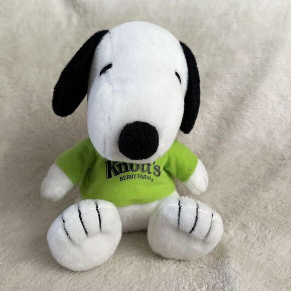 Peanuts Other - Snoopy Peanuts Knotts Berry Farm Green Shirt 10" Plush Stuffed Toy Cedar Fair